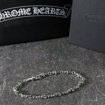 크롬하츠 타이니 CH 브레이슬릿