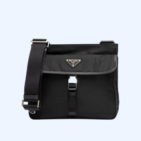 프라다 나일론 메신저백