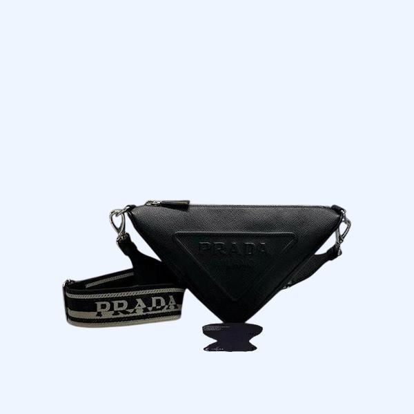 프라다 트라이앵글 레더 숄더백