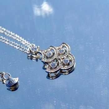 그라프 아이콘 부채 목걸이 QB팩토리