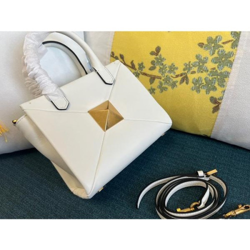 발렌티노 원스터드 탑핸들 숄더백