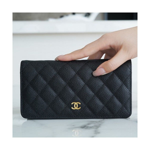 샤넬 클래식 롱 플랩 지갑 캐비어 금장 A31509