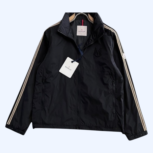 [ 몽클레르 ] 후드 바람막이 자켓