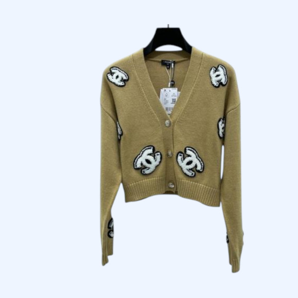 [ Chanel ] 샤넬 CC 패치 니트 가디건