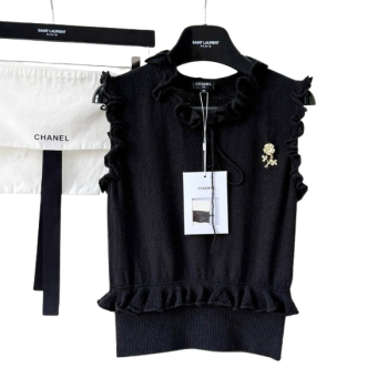 [ Chanel ] 샤넬 프릴 나시 니트
