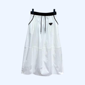 [ Prada ] 프라다 밴딩 스커트