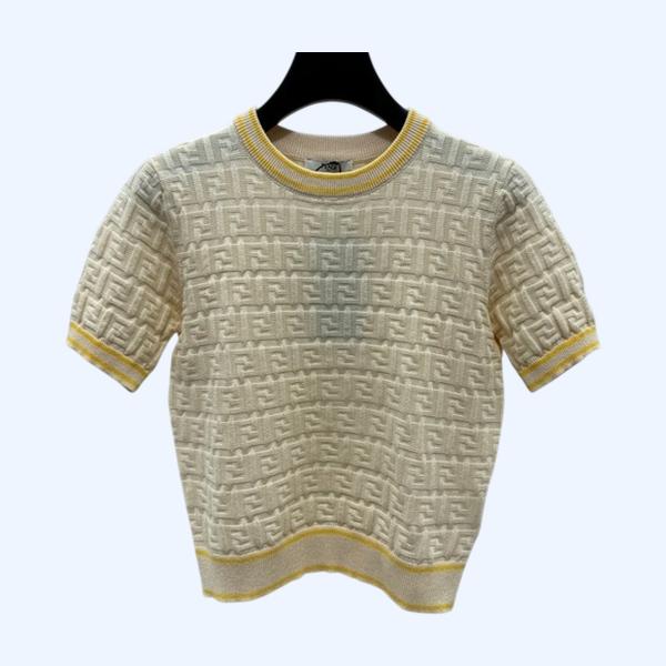 [ 펜디 ] 25ss 라운드 입체 엠보싱 니트 반팔