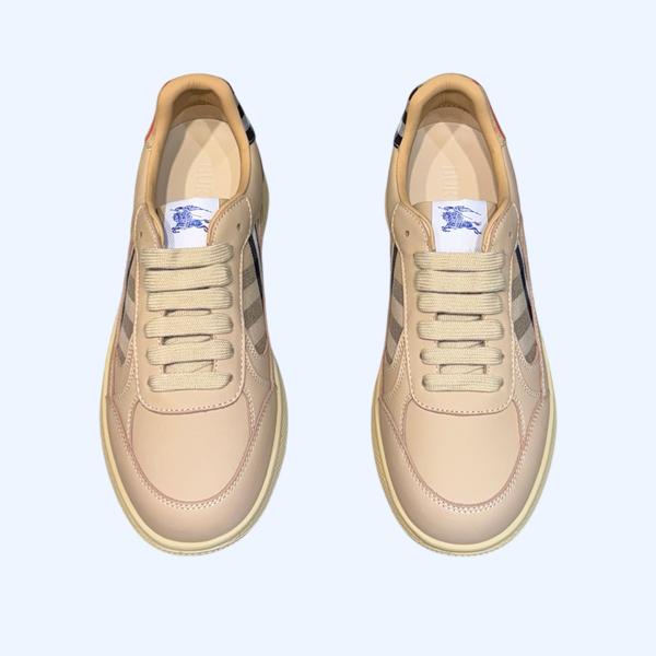 [ Burberry ] 버버리 레더 체크 테라스 스니커즈