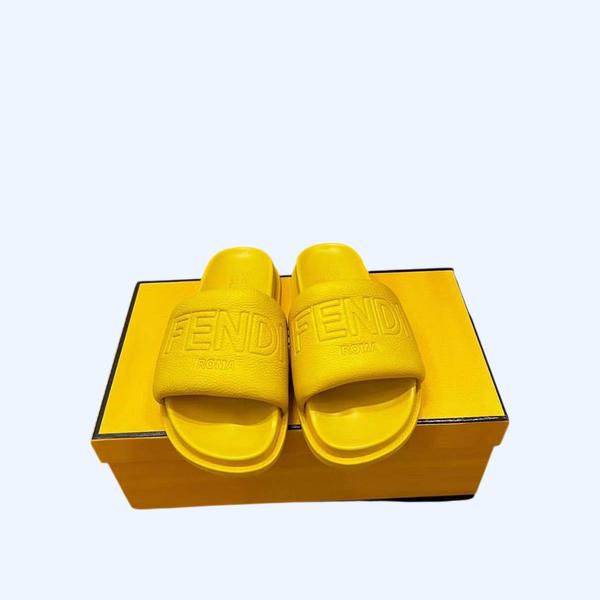 [Fendi] 펜디 로마 슬라이드 가죽 퍼스벳