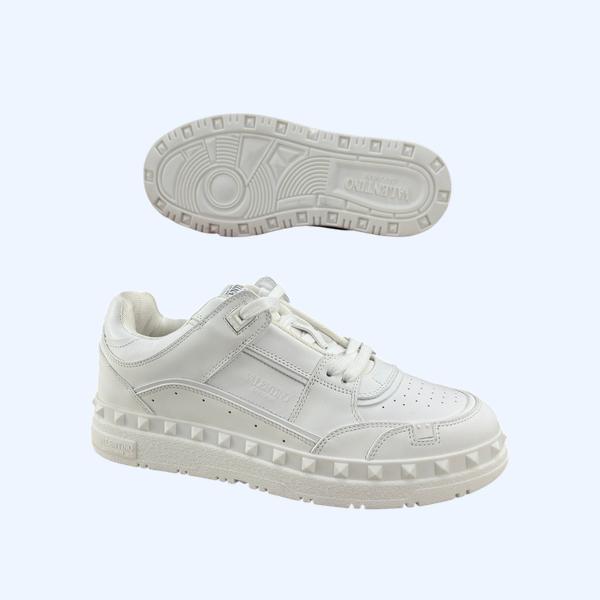 [ Valentino ] 발렌티노 프리도트 로우탑 스니커즈