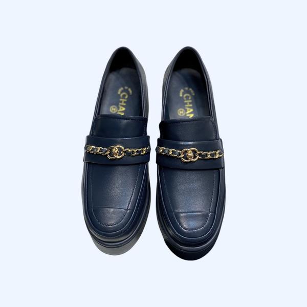 [ 샤넬 ] CC 로고 힐 로퍼