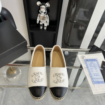 [ 샤넬 ] CC 로고 에스파듀 로퍼