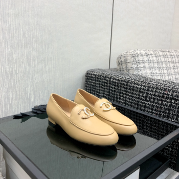 [ 샤넬 ] 2025 CC로고 로퍼