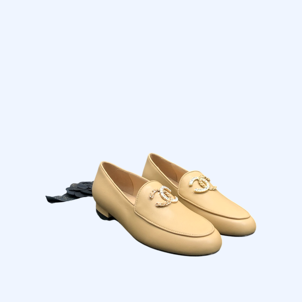 [ 샤넬 ] 2025 CC로고 로퍼