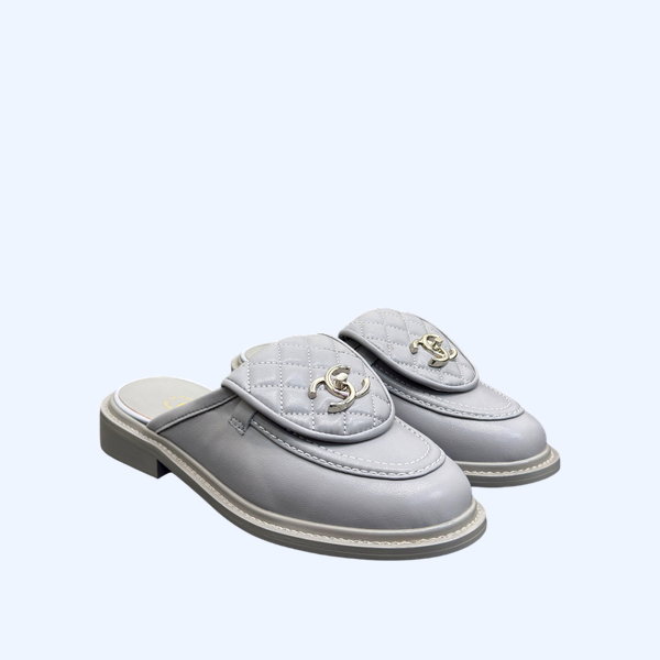 [ 샤넬 ] CC로고 로퍼 뮬