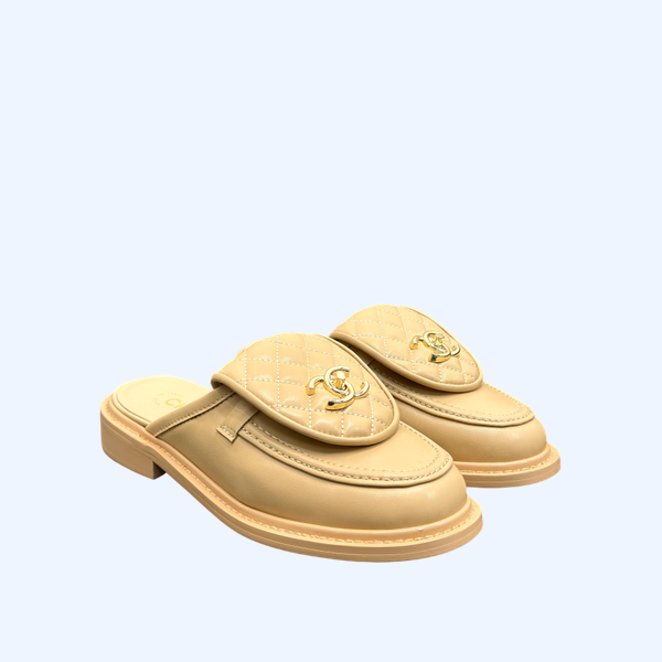 [ 샤넬 ] CC로고 로퍼 뮬