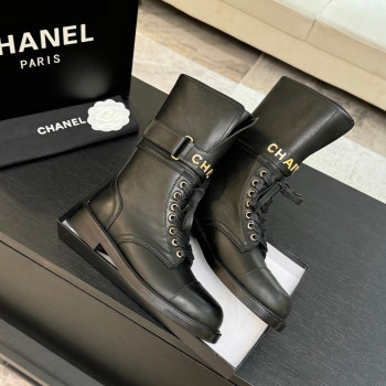 [ Chanel ] 샤넬 레터링 워커 부츠