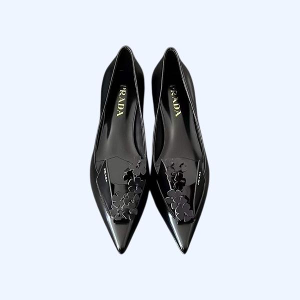 [Prada] 프라다 페이던트 가죽 펌프스