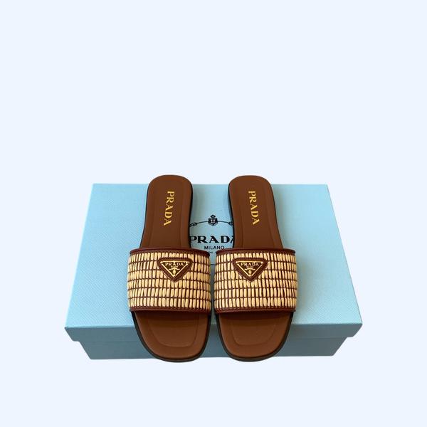 [ 프라다 ] 크로셰 라피아 플랫 샌들