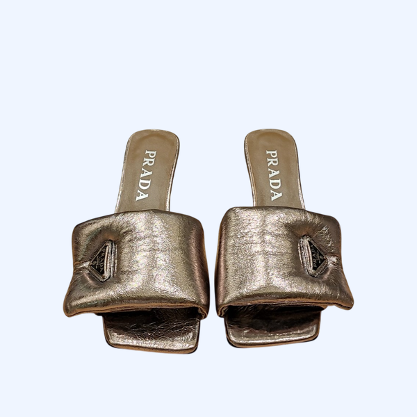 [ 프라다 ] 소프트 패딩 나파 샌들