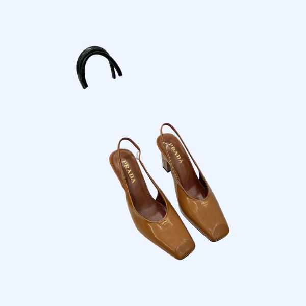 [ 프라다 ] 25 블록 힐 슬링백 펌프스