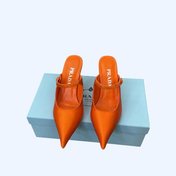 [ Prada ] 프라다 새틴 뮬