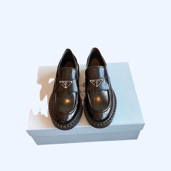 [Prada] 프라다 초콜릿 페이던트 가죽 로퍼