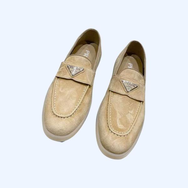 [Prada] 프라다 스웨이드 가죽 로퍼