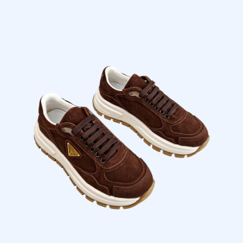 [ 프라다 ] prax 01 스웨이드 스니커즈