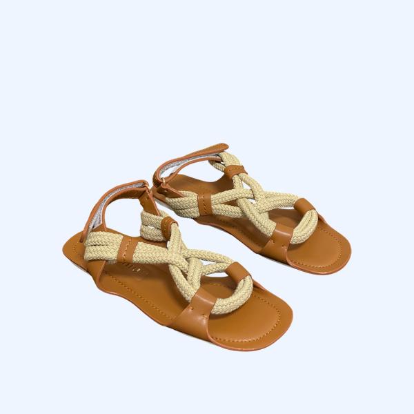 [ Miu Miu ] 미우미우 플랫 코드 샌들