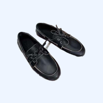 [Miu Miu] 미우미우 블리치드 가죽 로퍼