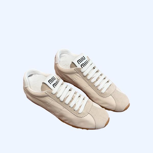 [ 미우미우 ] 플룸 스웨이드 스니커즈