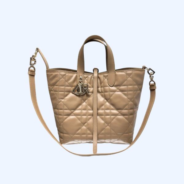 [ Dior ] 디올 Toujours 미디엄 버티컬 토트백