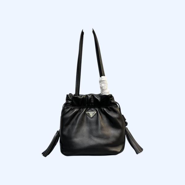 [ Prada ] 프라다 가죽 숄더백