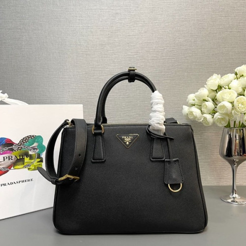 [ Prada ] 프라다 갤러리아 가죽 백 라지