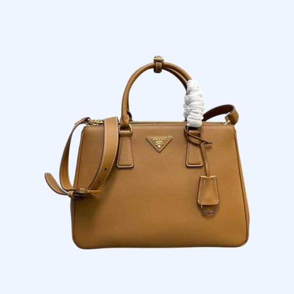 [ Prada ] 프라다 갤러리아 가죽 백 라지