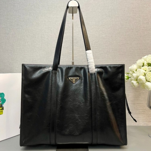 [ Prada ] 프라다 라지 가죽 토트백