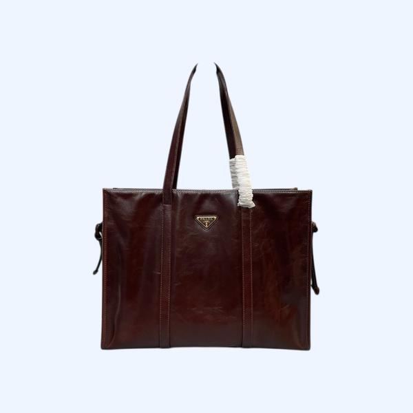 [ Prada ] 프라다 라지 가죽 토트백