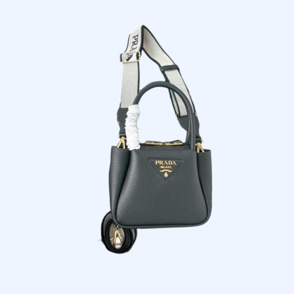 [ Prada ] 프라다 플루 가죽 미니 핸드백