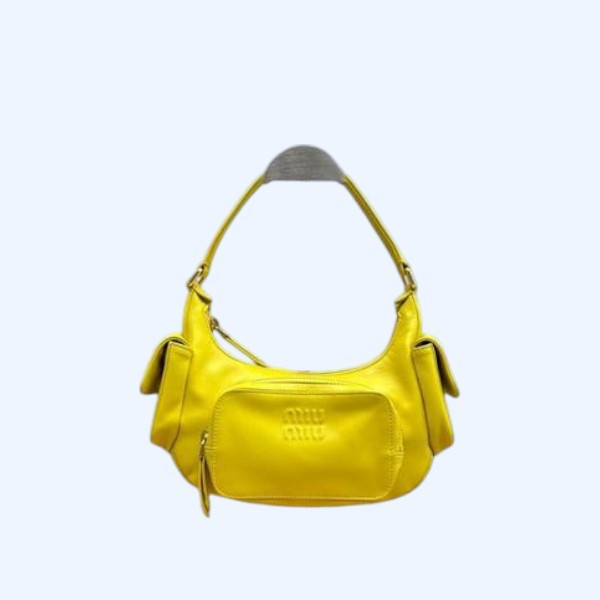 [ 미우미우 ] 23 나파 가죽 숄더백 5539