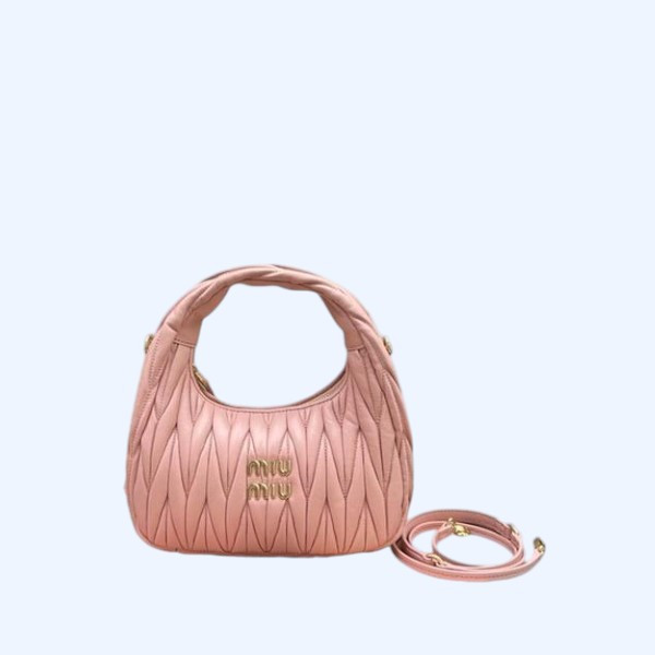 [ 미우미우 ] 완더 마테라쎄 호보백 스몰