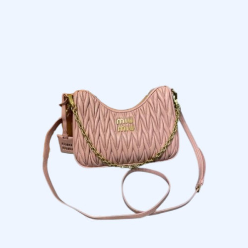 [ 미우미우 ] 나파레더 체인 호보백