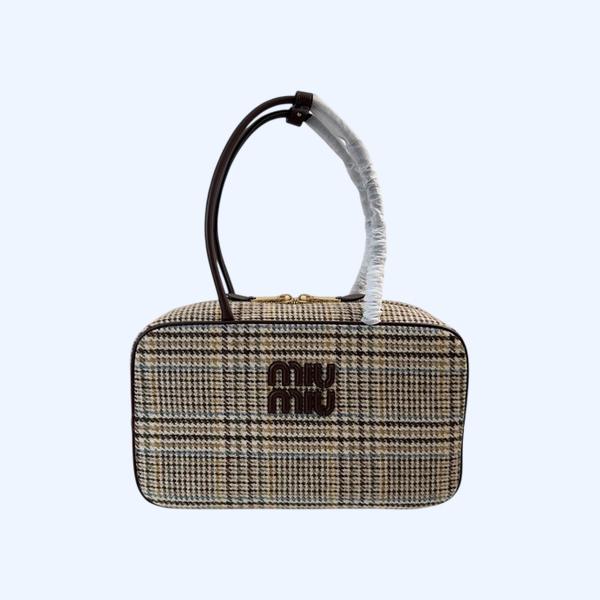 [ 미우미우 ] 하운드투스 토트백