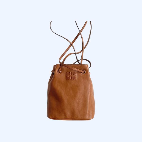 [ 미우미우 ] 나파 가죽 미니 백