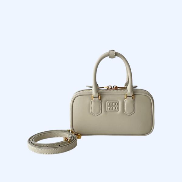 [ 미우미우 ] 아르카디 가죽 미니 백