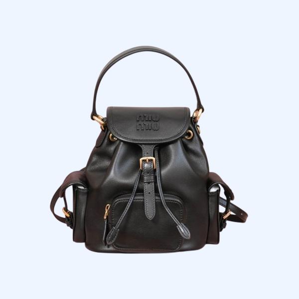 [ Miu Miu ] 미우미우 가죽 백팩