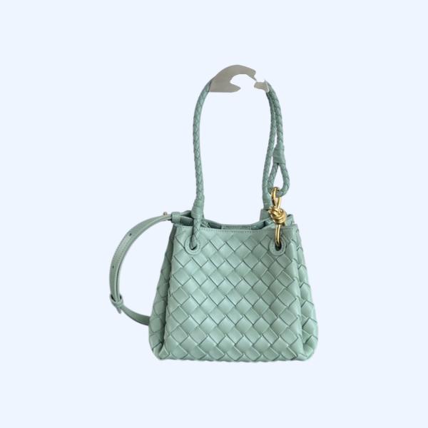 [ Bottega Veneta ] 보테가베네타 파라슈트 스몰