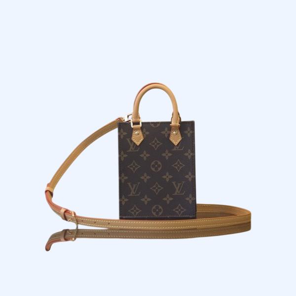 [ LV ] 쁘띠 삭 플라 모노그램