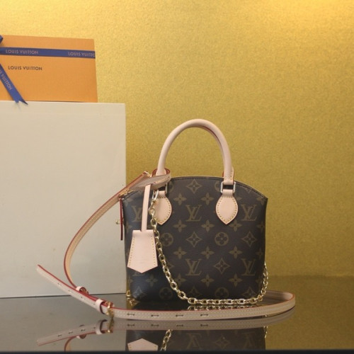 [ LV ] 락킷 BB 모노그램