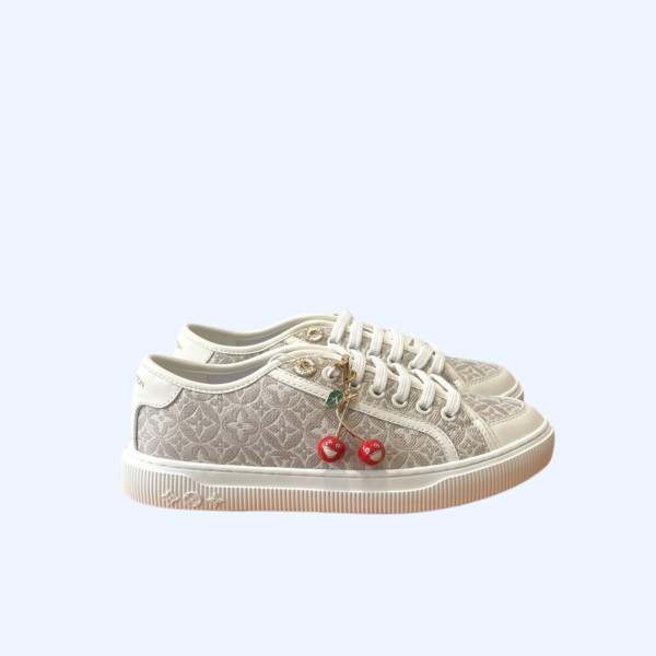 [ LV ] 라군 스니커즈